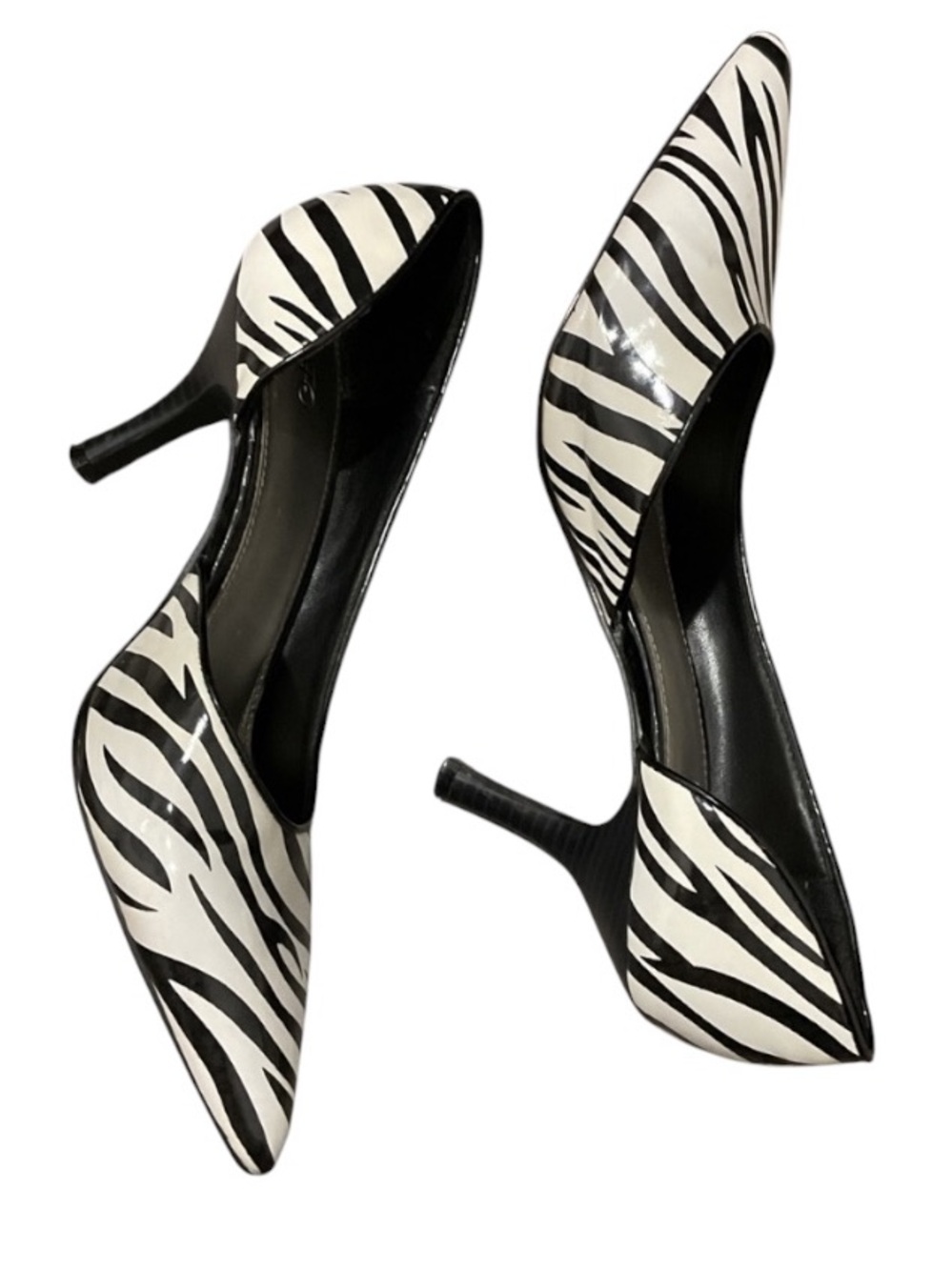 Women’s Zebra-Print Pointed Toe Pumps - Black & White